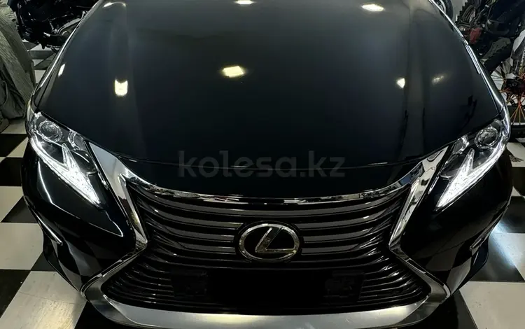 Lexus ES 300h 2014 года за 9 000 000 тг. в Актау