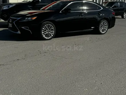 Lexus ES 300h 2014 года за 9 000 000 тг. в Актау – фото 4