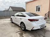 Hyundai Sonata 2018 года за 3 500 000 тг. в Атырау