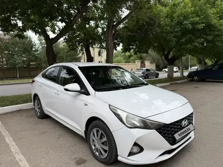 Hyundai Accent 2021 года за 5 770 000 тг. в Караганда – фото 4