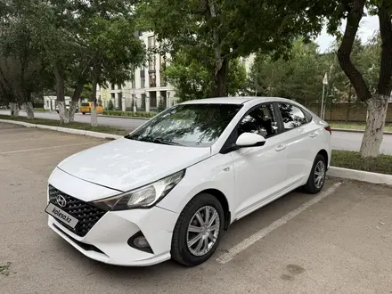 Hyundai Accent 2021 года за 5 770 000 тг. в Караганда – фото 3