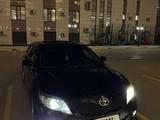 Toyota Camry 2010 года за 6 900 000 тг. в Атырау – фото 2