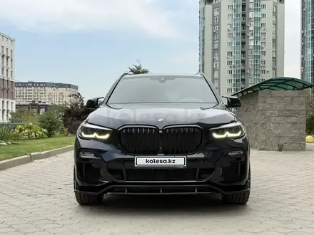 BMW X5 2019 года за 27 500 000 тг. в Алматы – фото 3