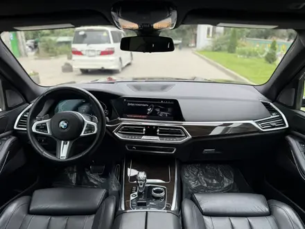 BMW X5 2019 года за 27 500 000 тг. в Алматы – фото 18