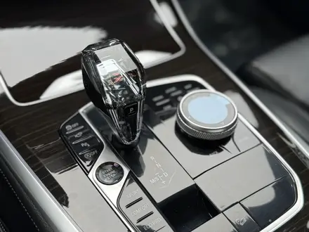 BMW X5 2019 года за 27 500 000 тг. в Алматы – фото 19