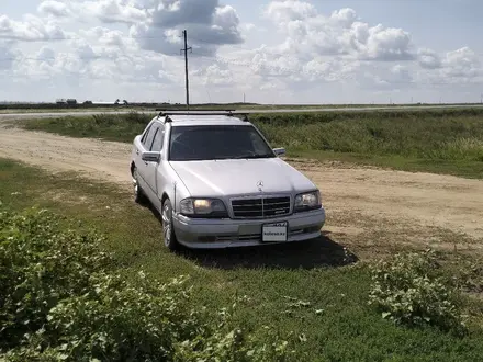 Mercedes-Benz C 250 1996 года за 1 500 000 тг. в Костанай