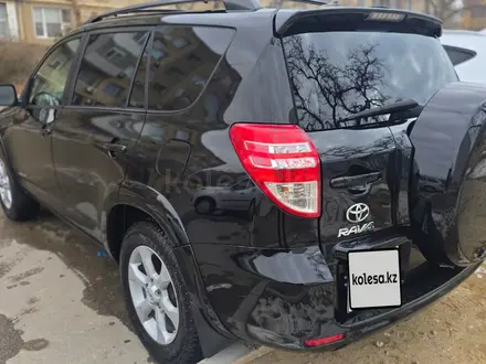 Toyota RAV4 2011 года за 8 000 000 тг. в Актау – фото 4