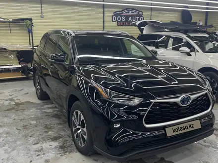 Toyota Highlander 2022 года за 24 700 000 тг. в Алматы – фото 2