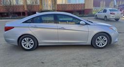 Hyundai Sonata 2012 года за 4 000 000 тг. в Актобе – фото 2