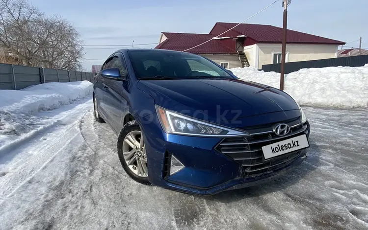 Hyundai Elantra 2019 года за 6 350 000 тг. в Астана