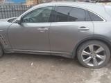 Infiniti FX35 2008 года за 3 500 000 тг. в Актобе – фото 2