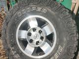 Диски с резиной Toyota LC Prado FJ Cruiser Lexus GX470 460 Hilux за 600 000 тг. в Актау – фото 2