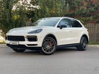 Porsche Cayenne 2018 года за 33 000 000 тг. в Астана