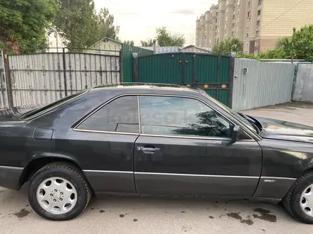 Mercedes-Benz E 230 1991 года за 1 700 000 тг. в Алматы – фото 9