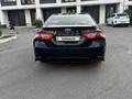 Toyota Camry 2020 года за 9 990 000 тг. в Алматы – фото 4