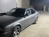 BMW M5 1992 года за 1 000 000 тг. в Жанаозен – фото 2