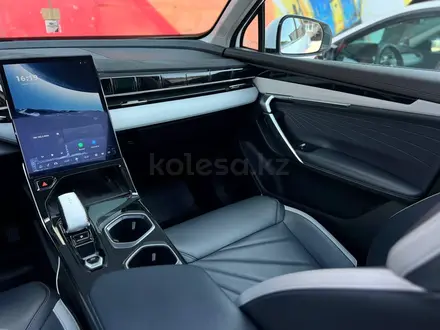 Geely Atlas 2023 года за 8 600 000 тг. в Алматы – фото 9