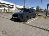 BMW X7 2022 года за 46 000 000 тг. в Астана
