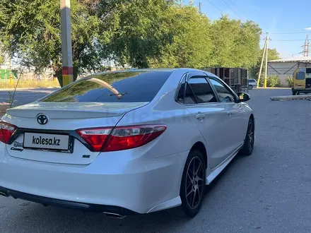 Toyota Camry 2015 года за 10 000 000 тг. в Тараз – фото 5