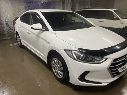 Hyundai Elantra 2018 года за 7 800 000 тг. в Астана – фото 9