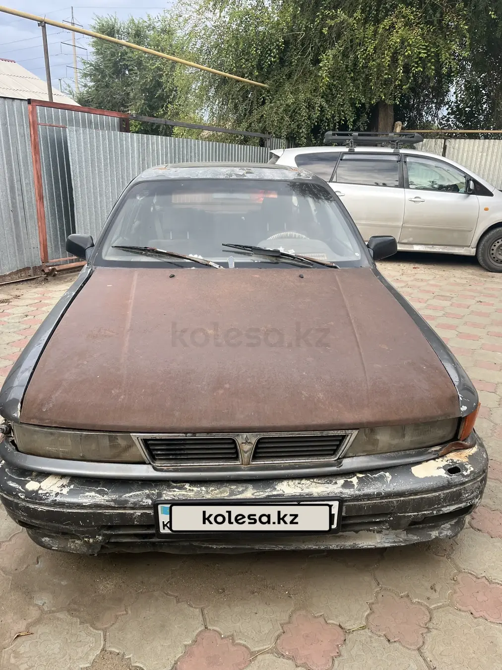 Mitsubishi Galant, 1992