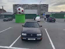 Volkswagen Vento, 1993