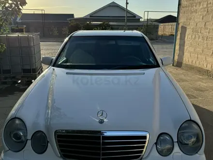 Mercedes-Benz E 320 2000 года за 5 200 000 тг. в Жанаозен – фото 2