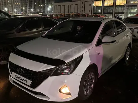 Hyundai Accent 2020 года за 7 400 000 тг. в Астана – фото 3