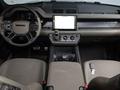 Land Rover Defender 2025 года за 90 180 000 тг. в Алматы – фото 9