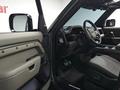 Land Rover Defender 2025 года за 90 180 000 тг. в Алматы – фото 14