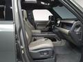Land Rover Defender 2025 года за 90 180 000 тг. в Алматы – фото 17