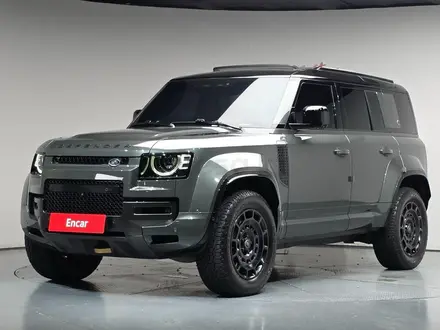 Land Rover Defender 2025 года за 90 180 000 тг. в Алматы – фото 2