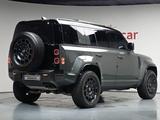 Land Rover Defender 2025 года за 90 180 000 тг. в Алматы – фото 4