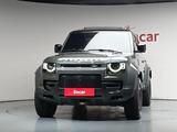 Land Rover Defender 2025 года за 90 180 000 тг. в Алматы