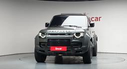 Land Rover Defender 2025 года за 90 180 000 тг. в Алматы