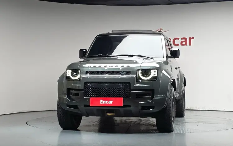 Land Rover Defender 2025 года за 90 180 000 тг. в Алматы
