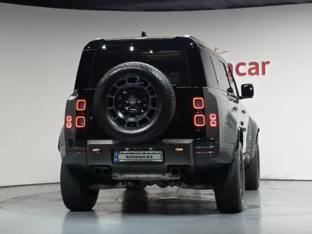 Land Rover Defender 2025 года за 90 180 000 тг. в Алматы – фото 3