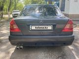 Mercedes-Benz C 180 1994 годаfor1 500 000 тг. в Караганда – фото 4