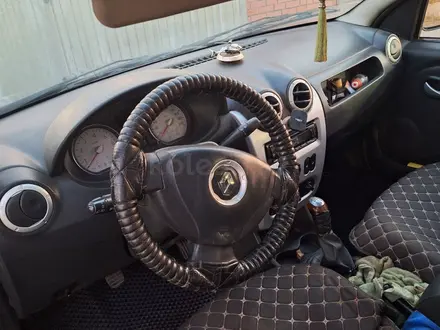 Renault Logan 2010 года за 2 500 000 тг. в Уральск – фото 6