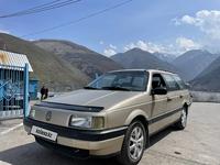 Volkswagen Passat 1990 годаүшін2 200 000 тг. в Талгар