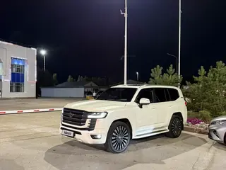 Toyota Land Cruiser, 2022