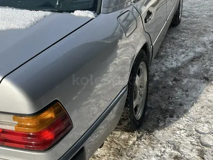 Mercedes-Benz E 200 1992 года за 2 500 000 тг. в Алматы – фото 6