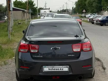 Chevrolet Malibu 2014 года за 6 500 000 тг. в Шымкент – фото 3