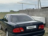 Mercedes-Benz E 230 1996 года за 1 800 000 тг. в Алматы – фото 5