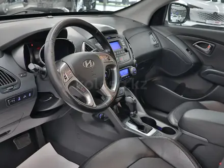 Hyundai Tucson Luxe 2013 года за 6 890 000 тг. в Алматы – фото 13