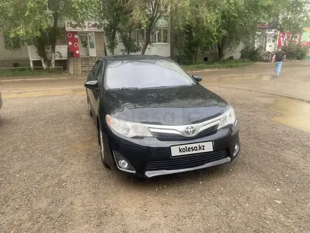 Toyota Camry 2013 года за 4 800 000 тг. в Актобе