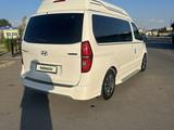 Hyundai Starex 2018 года за 18 000 000 тг. в Астана – фото 3