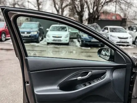 Hyundai i30 2023 года за 9 890 000 тг. в Алматы – фото 9