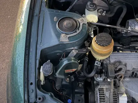 Toyota RAV4 1995 года за 3 000 000 тг. в Алматы – фото 10