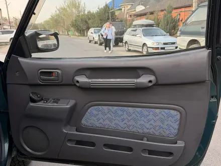 Toyota RAV4 1995 года за 3 000 000 тг. в Алматы – фото 19